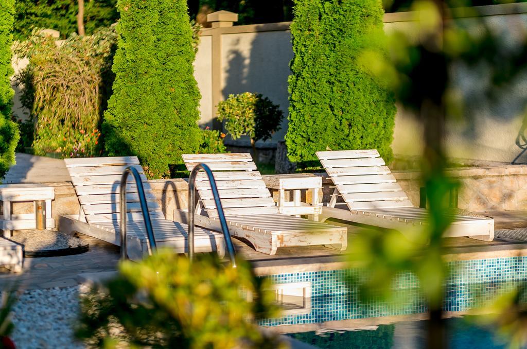 Villa Besha แฮร์เซ็ก-โนวี ภายนอก รูปภาพ